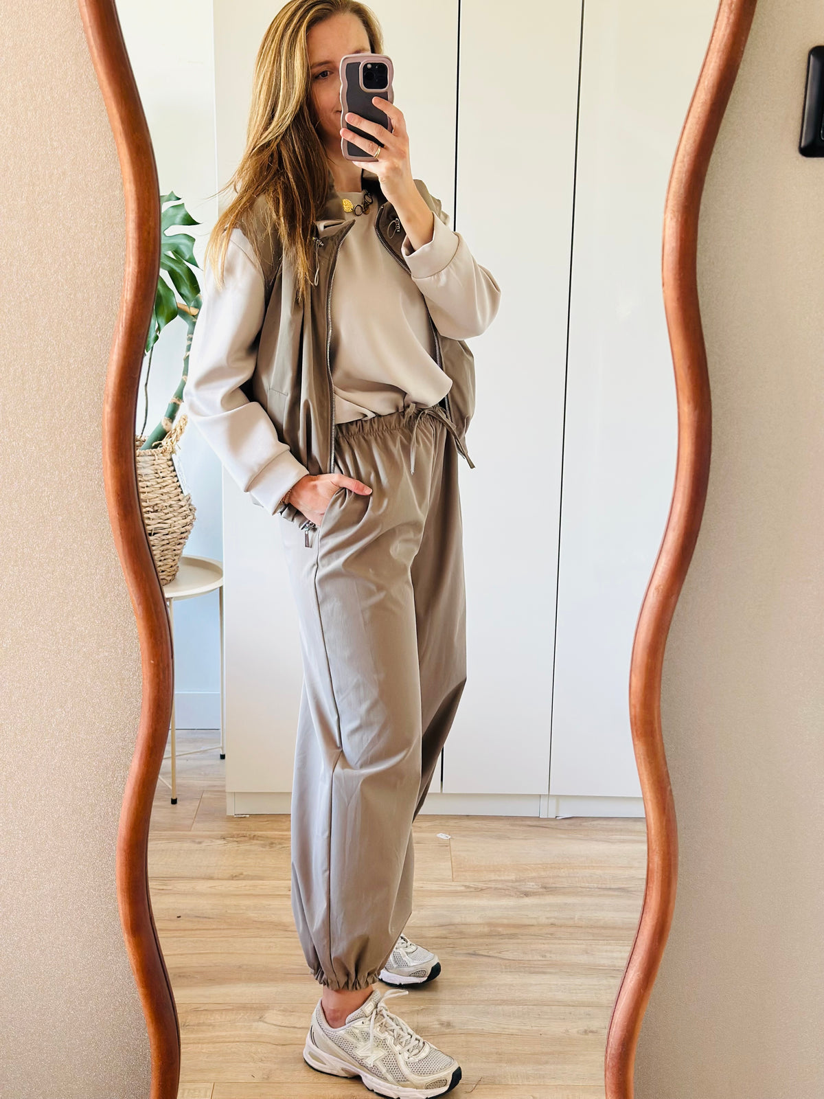 Amy Pants | Taupe