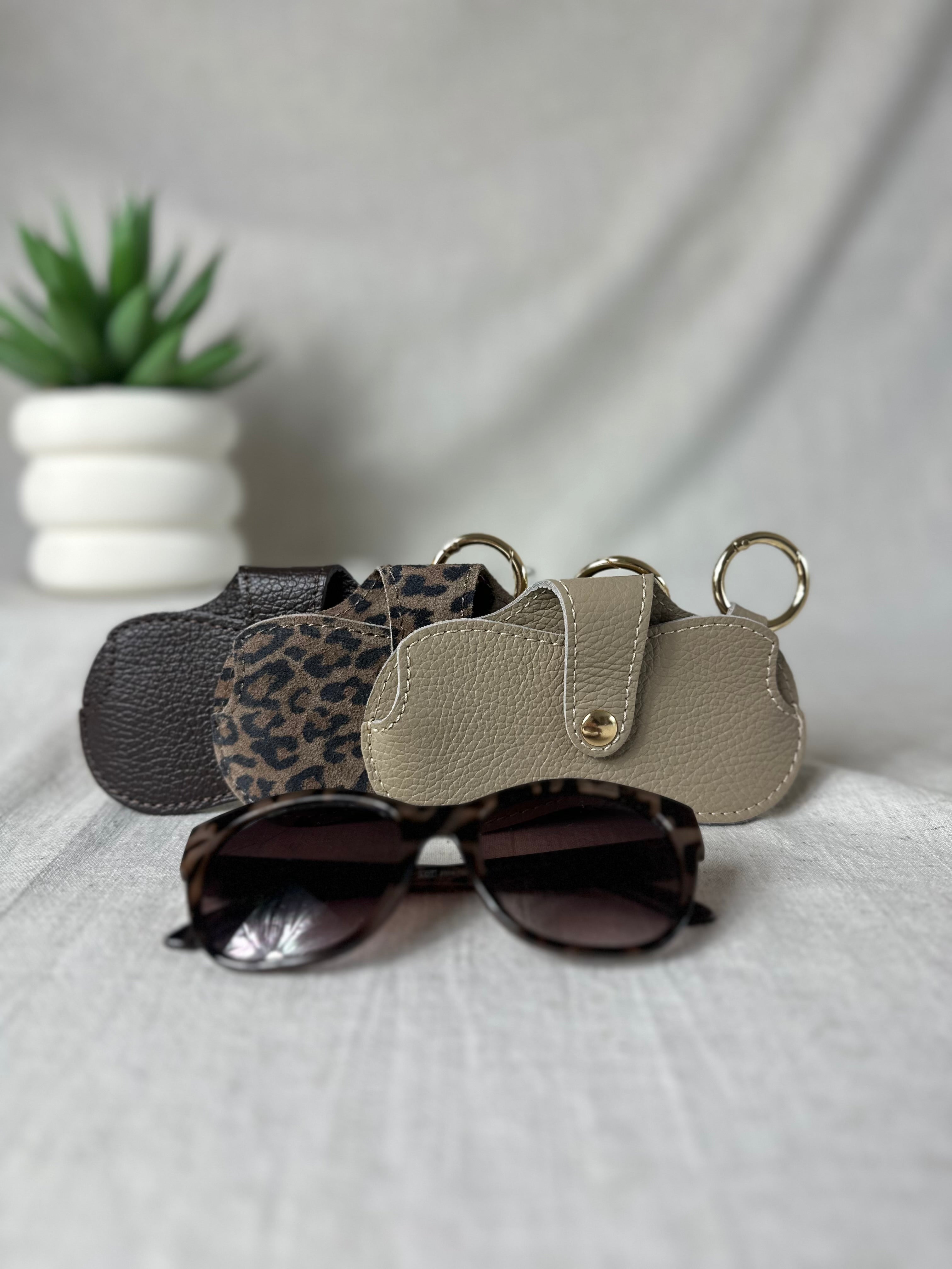 brillenhoesje beige zand leer leren