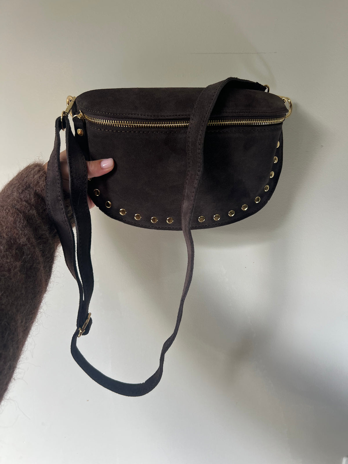 Tas Zoey Studs | Bruin