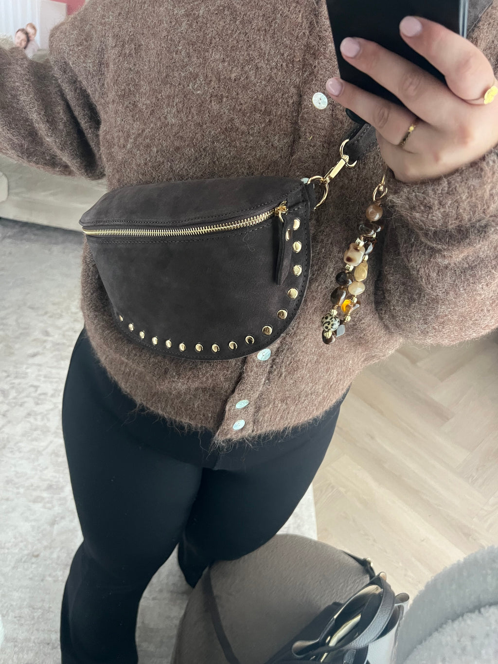 Tas Zoey Studs | Bruin