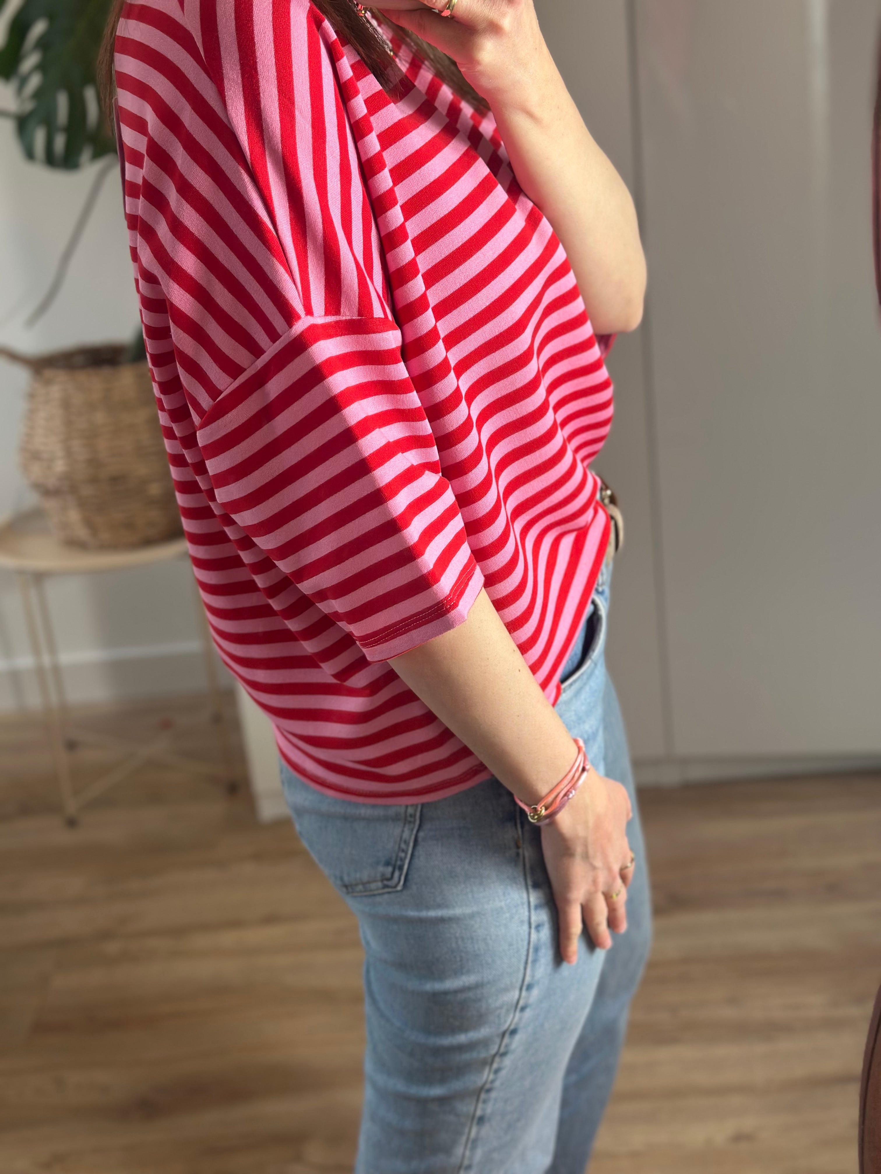 t-shirt rood roze gestreept streep maen conceptstore