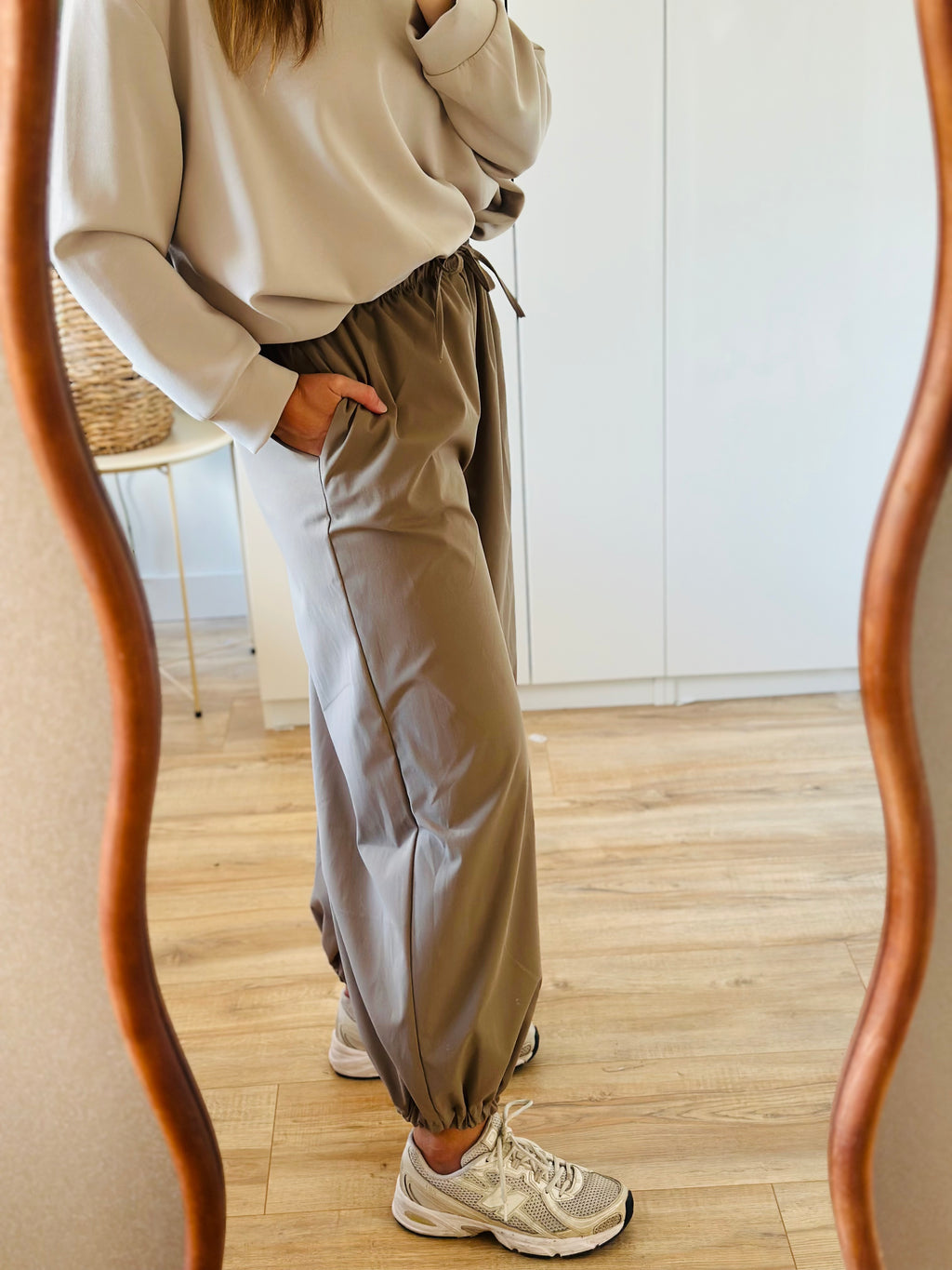 Amy Pants | Taupe