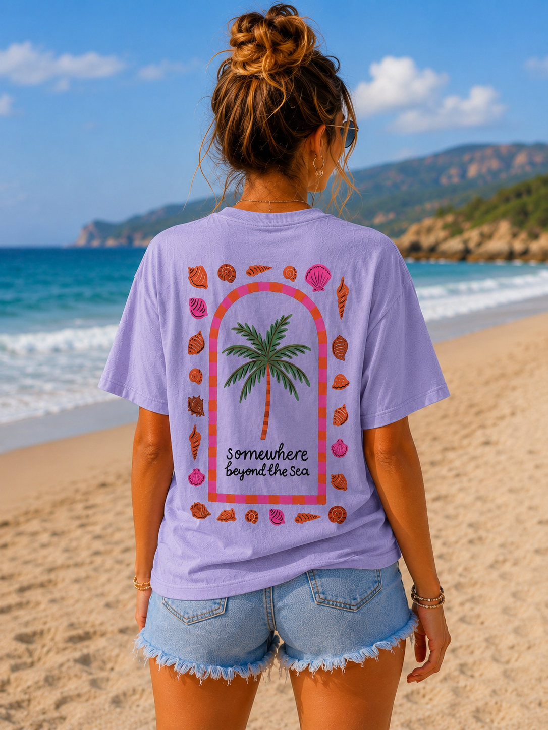 T-shirt ‘somewhere beyond the sea’ | Lila